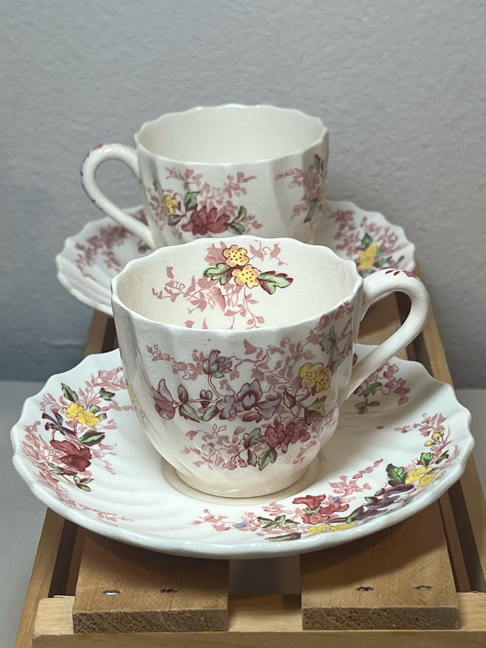 EUC Spode “Fairy Dell” Cream and Pink Demitasse Espresso Tea Cup & Saucer Sets